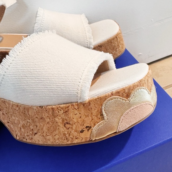 NEW Steve Madden Daysee Frayed Denim Platform Ankle Strap Sandals - Picture 4 of 9